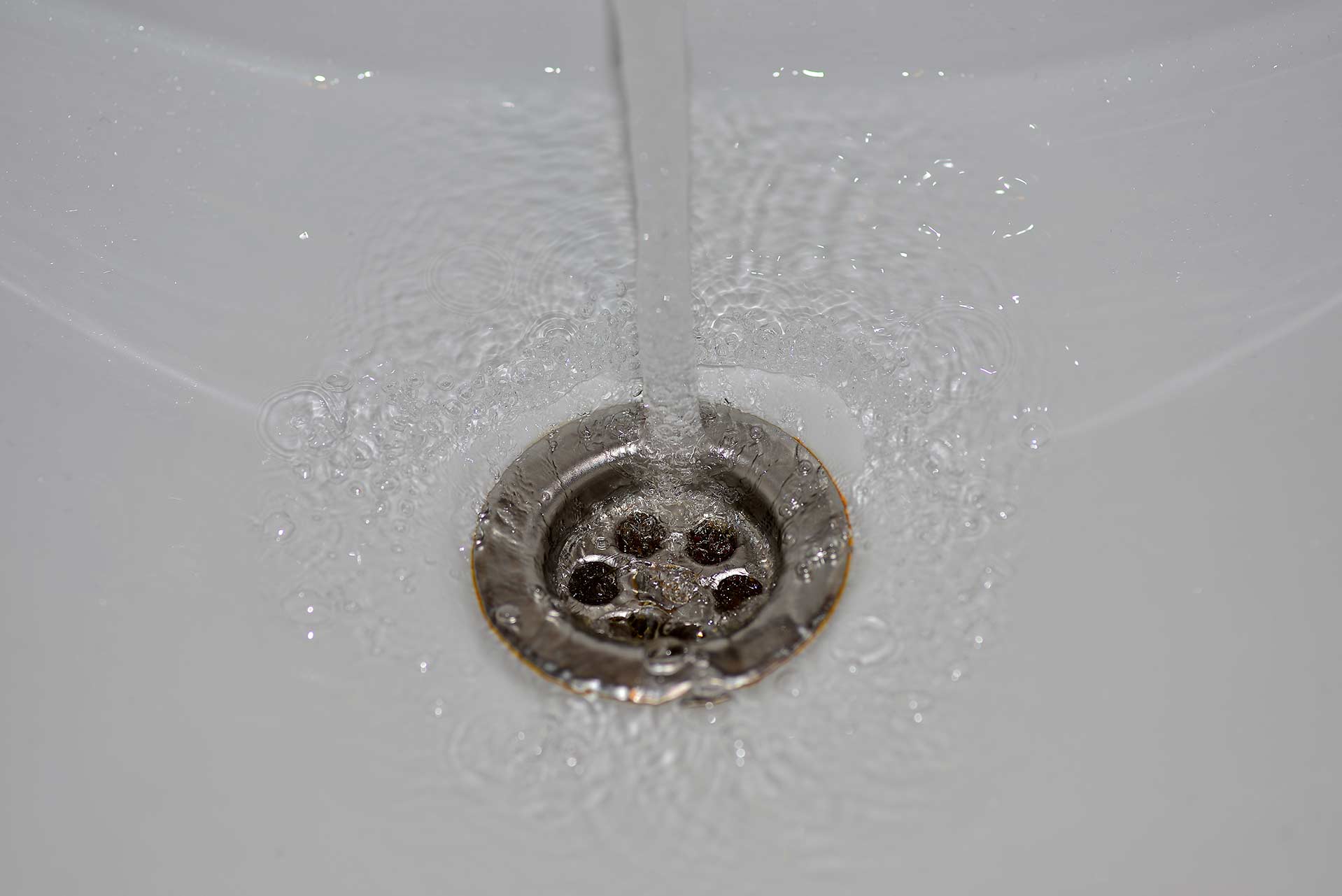 A2B Drains provides services to unblock blocked sinks and drains for properties in Hart.